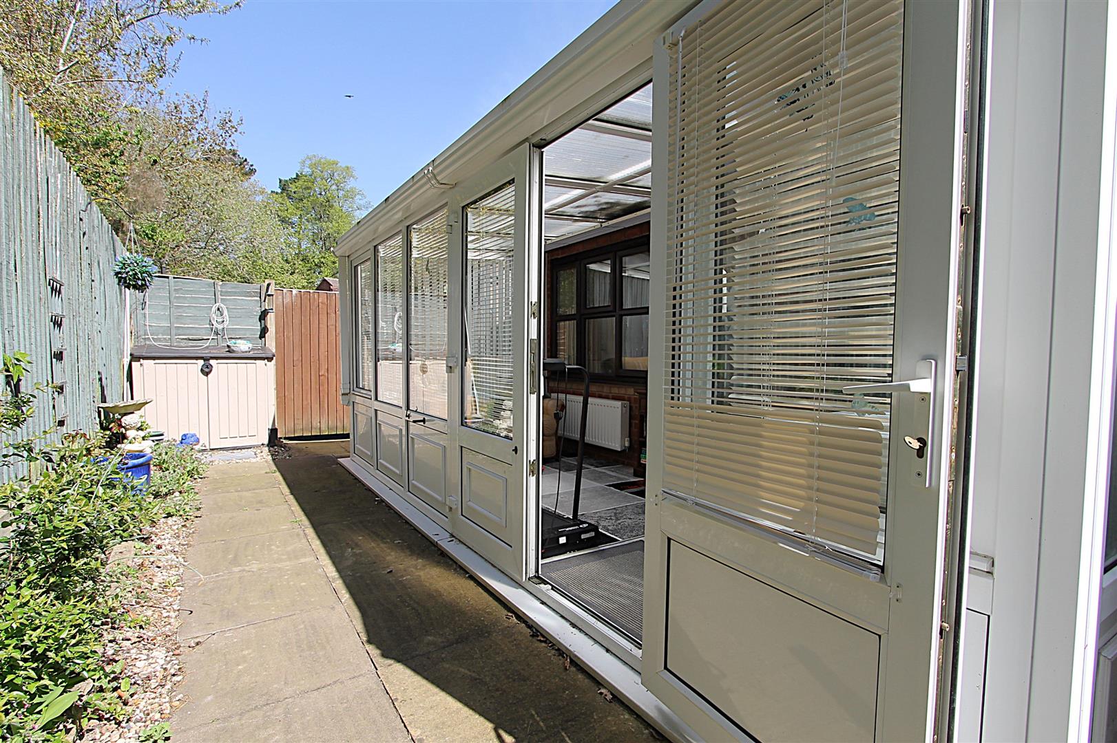 Skylark Way, Kidderminster